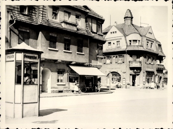 Foto Dresden Kleinzschachwitz, Putjatinstraße Nähe Putjatinhaus, Telefonzelle, Fernsprecher