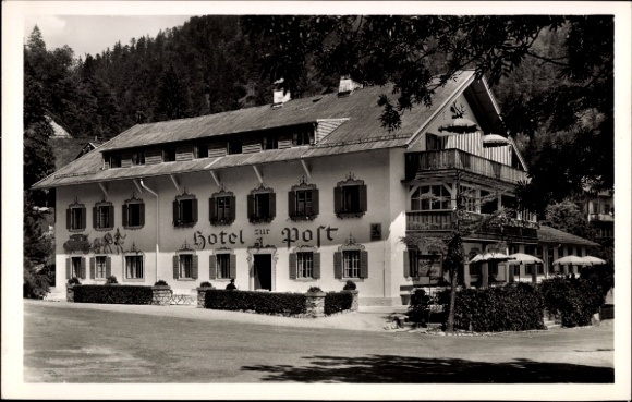 Postcard Urfeld am Walchensee Kochel am See, Hotel zur Post and Jäger am See, owner Karl Brackenhofer Wwe.
