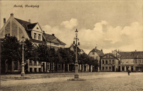 Postcard Aurich in East Frisia, market square, shops
