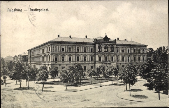 Postcard Augsburg in Swabia, Augsburg Palace of Justice, trees, street,