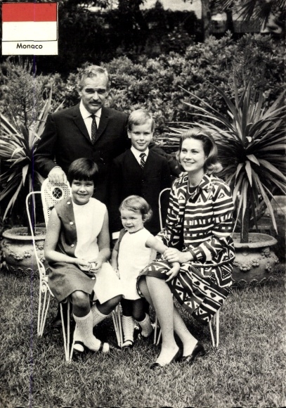 Picture Prince Rainier III, Princess Grace, Prince Albert, Princess Caroline, Stéphanie