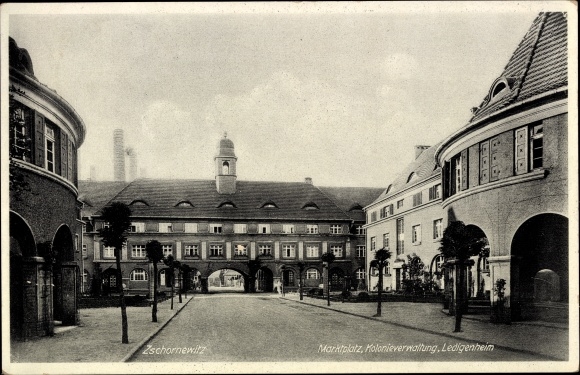 Postcard Zschornewitz Gräfenhainichen in Saxony Anhalt, market place, colony administration, single home