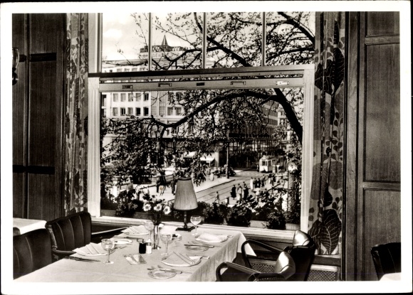 Ak Düsseldorf am Rhein, Gasthaus Müllers und Fest, Königsallee 14, Blick auf die Straße vom Fenster 