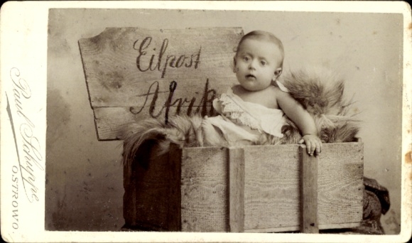 CdV child portrait, toddler, wooden box, express mail Africa, photographer Paul Schuppe, Ostrowo Breslauer Str