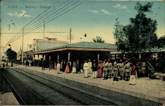 Postcard Suez Egypt, Railway Station, train station, passengers
