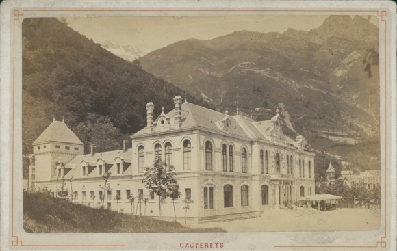 Cabinet photo Cauterets Hautes Pyrénées, partial view, mountains