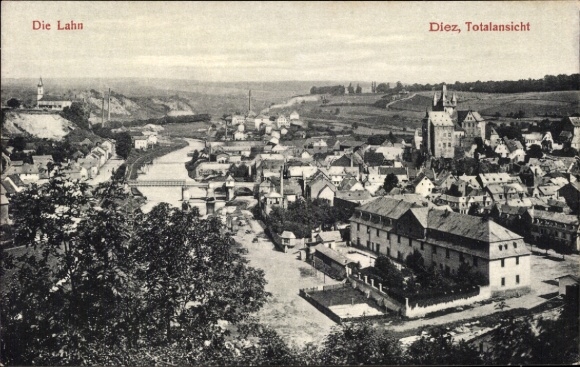 Ak Diez an der Lahn, Panoramaaufnahme von  die Lahn, eine Stadtansicht