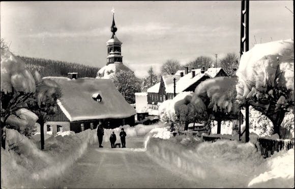 PC Carlsfeld Eibenstock in the Ore Mountains, road section, winter