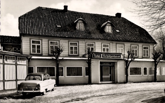 Ansichtkaart Bad Lauterberg in de Harz, Hotel Schützenhaus, auto