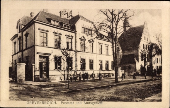 Postcard Grevenbroich in Westphalia, post office and district court, s buildings, trees, street scene