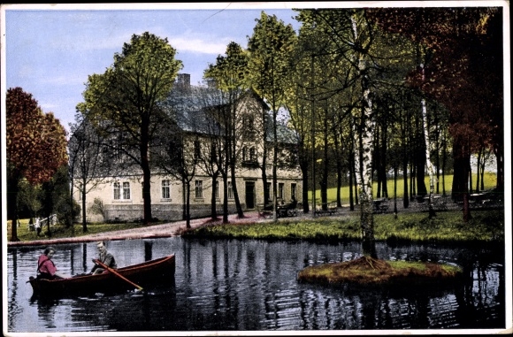 PC Niederzwonitz Zwönitz in the Ore Mountains of Saxony, Bad Guter Brunnen, rowing boat