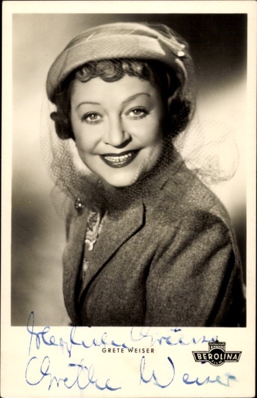 Postcard actress Grethe Weiser, portrait, autograph