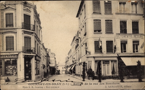 Postcard Gournay en Bray Seine Maritime, Entrance from rue des Bouchers, Geschäfte