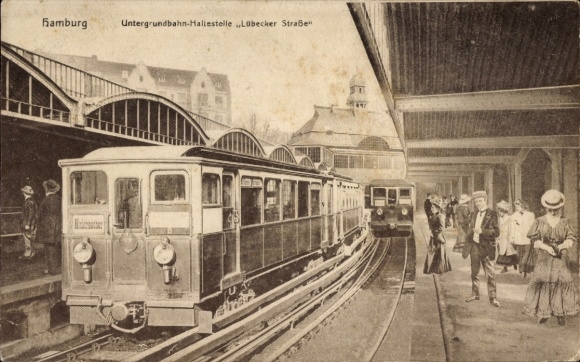 Postcard Hamburg Nord Hohenfelde, underground, subway station Lübecker Straße