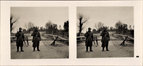 Stereo spatial image photo &quot;The soldiers of the Führer in the field&quot;, No. 65, Augustow