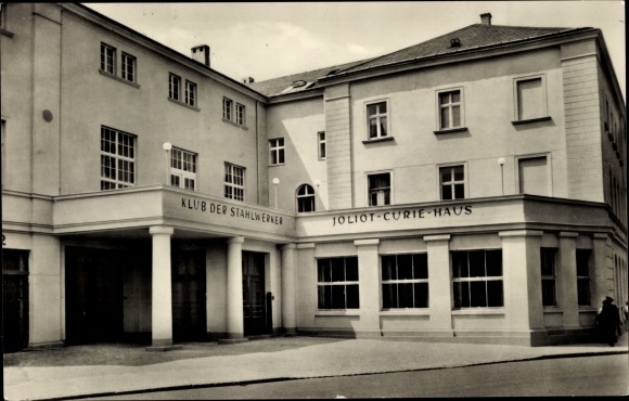 Postcard Riesa an der Elbe Sachsen, the steelworkers' clubhouse, Joliot Curie House