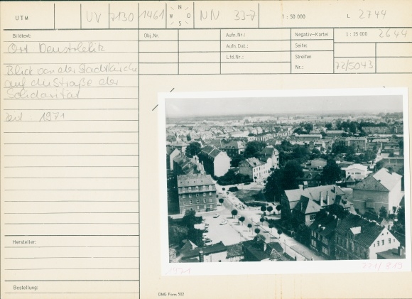 Photo Neustrelitz in Mecklenburg, view from the town church onto the street of solidarity, 1971