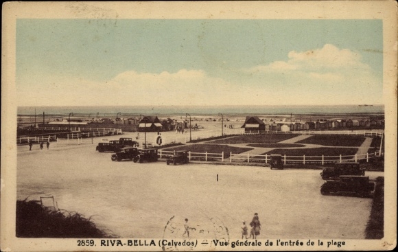 Postcard Riva Bella Calvados, General view of the entrance to the beach