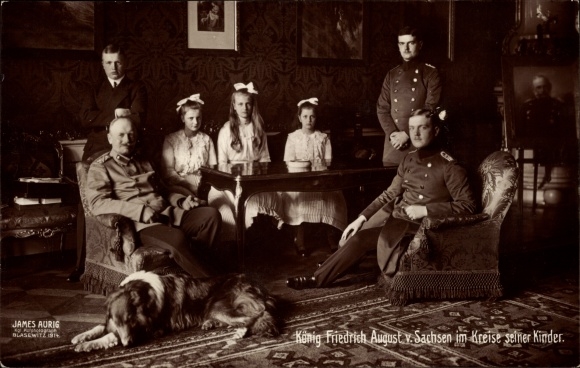 PC King Friedrich August III. of Saxony surrounded by his children