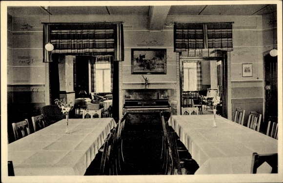 Postcard Świdnica Schweidnitz Silesia, former grenadier barracks, non-commissioned officer's home