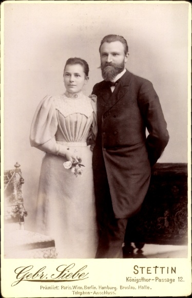 Cabinet photo Pastor Ernst Schmitz, Mrs. Mietze, portrait, photographer Gebr. Siebe, Stettin