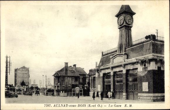 KP Aulnay sous Bois Seine Saint Denis, stacja kolejowa, wieża, zegar