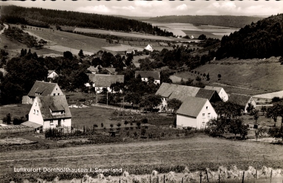 Postcard Dörnholthausen Sundern, Haus Klöckener, Ort