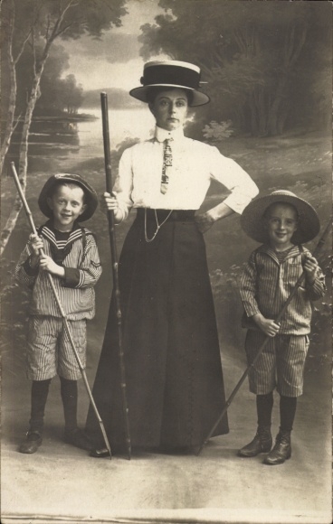 Photo Postcard Woman with children, hiking