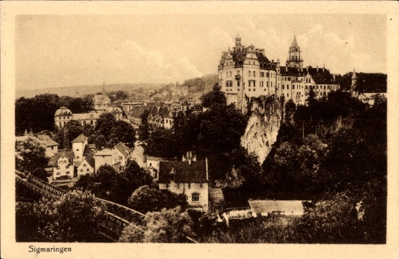 Ak Sigmaringen an der Donau, Hügel, Schloss, Altstadt, Natur,  Architektur, sepia