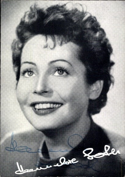 Postcard actress Hannelore Schroth, portrait, autograph