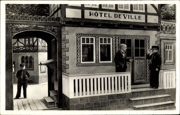 PC Paris, International Exhibition 1937, Kingdom of Lilliput, Town Hall