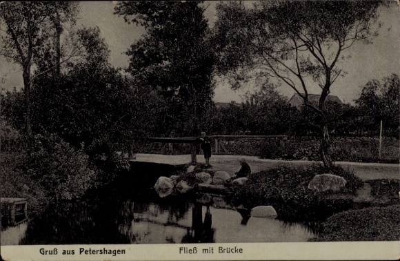 Ak Petershagen in Brandenburg, beek met brug