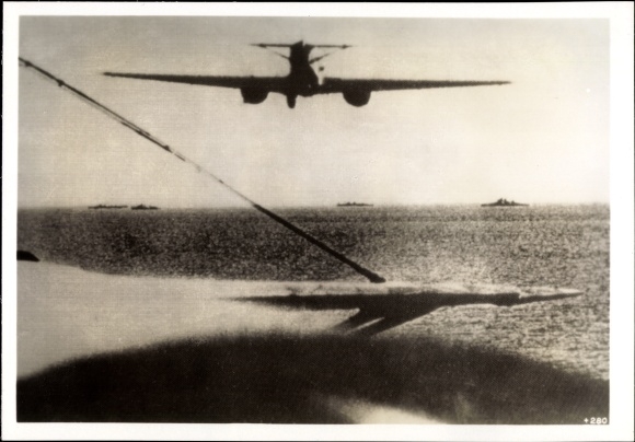 Photo H. Hoffmann, Italian Air Force torpedo planes, November 1942
