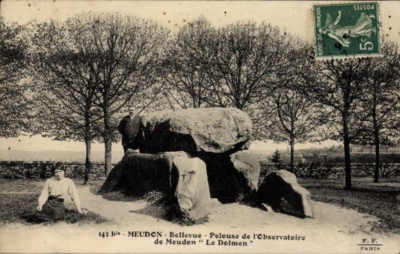 Postcard Meudon Bellevue Hauts de Seine, Pelouse de l'Observatoire, Le Dolmen
