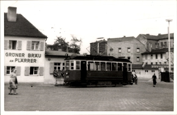 Photo tram, passengers, Grüner Bräu at Plärrer