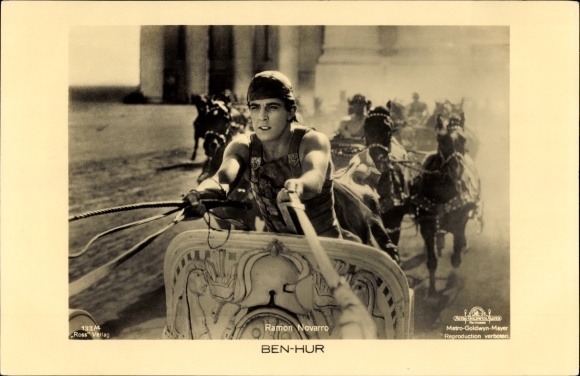 Postcard actor Ramon Novarro, film scene from Ben Hur, chariot race, Ross Verlag 133 4