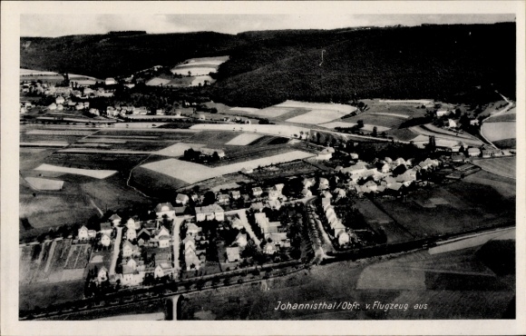 Ak Johannisthal Küps Oberfranken, Fliegeraufnahme