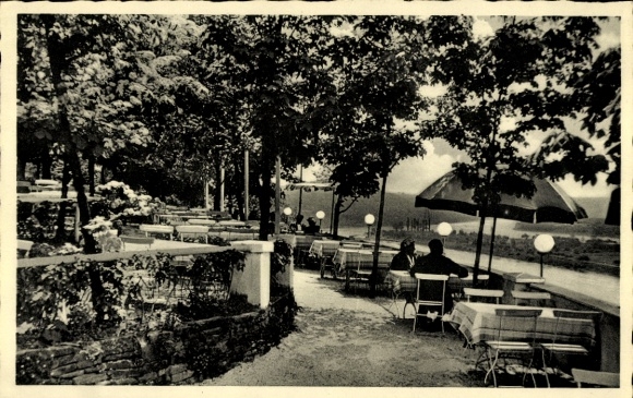 KP Vallendar am Rhein, mountain restaurant Humboldthöhe, terrace, trees, tables, chairs, umbrella