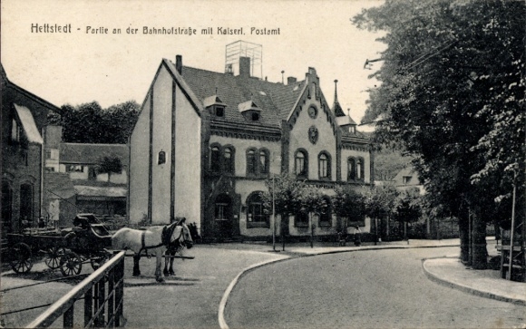 Ak Hettstedt im Südharz, Bahnhofstraße, Kaiserliches Postamt, Kutsche