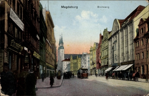 Postcard Magdeburg, view into Breiteweg, tram