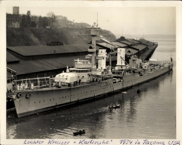Photo German warship, light cruiser Karlsruhe in the port of Tacoma Washington USA