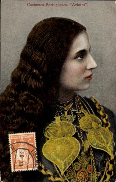 PC Portugal, Portuguese woman in traditional costume, Avintes