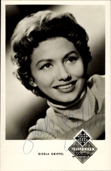 Postcard actress Margot Eskens, portrait, autograph