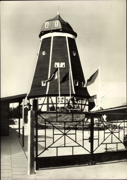 Postcard Röbel an der Müritz, youth hostel, windmill