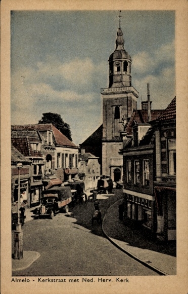KP Almelo Overijssel Holandia, Kerkstraat spotyka Neda. Podkreślenie kościół