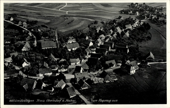 Ak Waldmössingen Schramberg im Schwarzwald, Fliegeraufnahme vom Ort