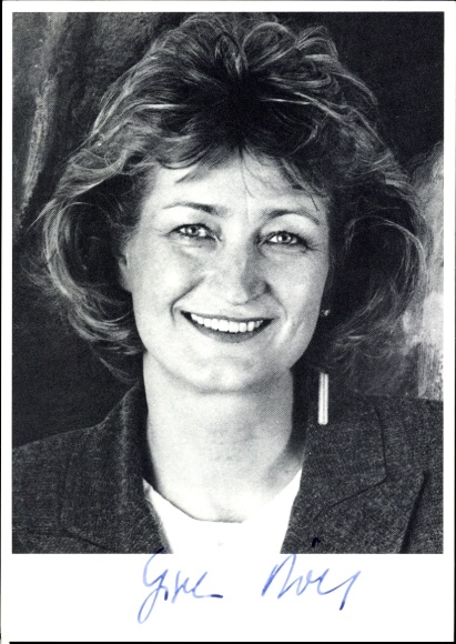 foto politica Gisela Böhrk, minister voor Vrouwenzaken, handtekening
