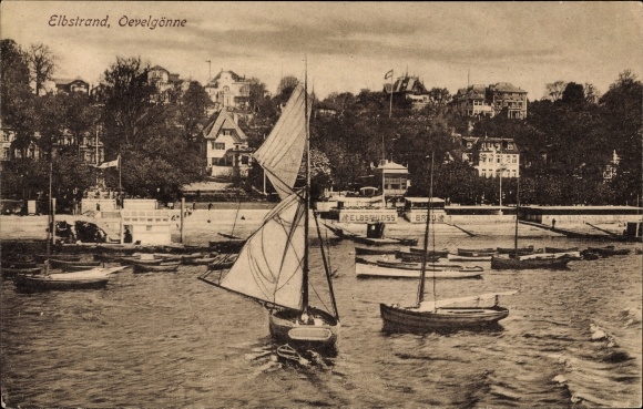 PC Hamburg Altona Oevelgönne, Elbstrand, boats