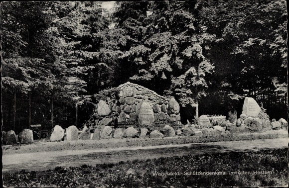 Ak Wagenfeld in Niedersachsen, Schützendenkmal im alten Hestern