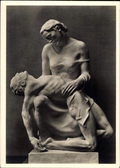 Postcard plastic by Josef Thorak, Pieta, Dying, HDK 415, Photo Hoffmann